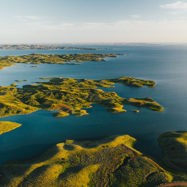 Aerial photo of Fort Peck Reservoir and its coast